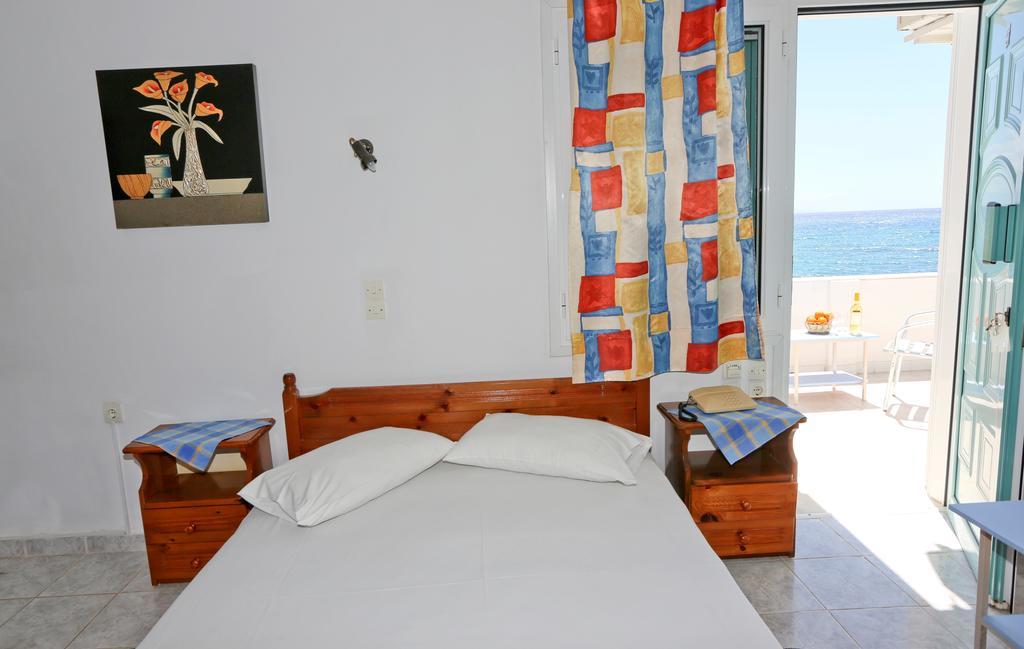 Akrogiali Hotel Plomari Room photo