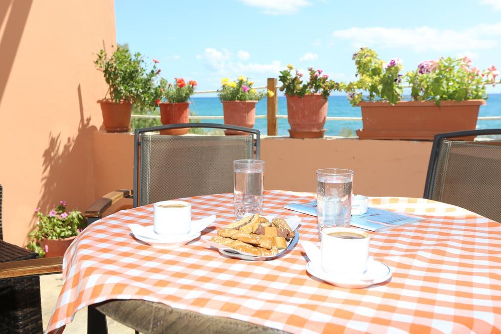 Akrogiali Hotel Plomari Exterior photo