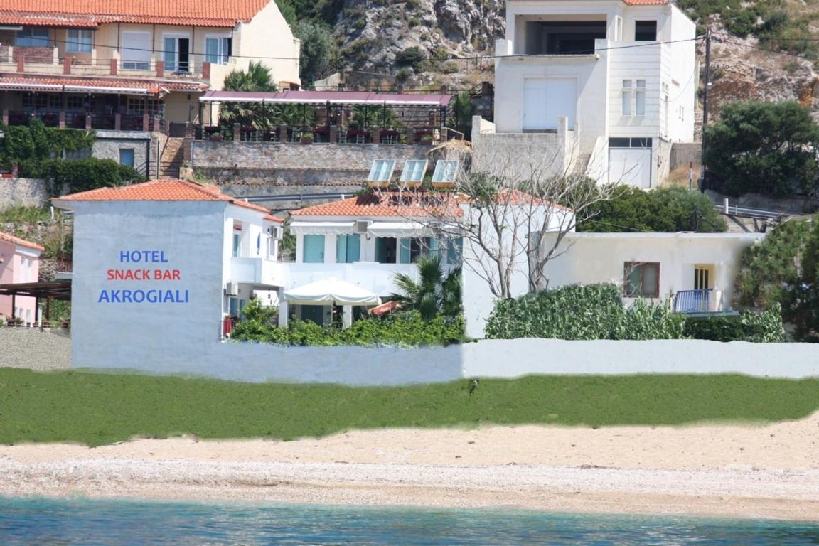 Akrogiali Hotel Plomari Exterior photo