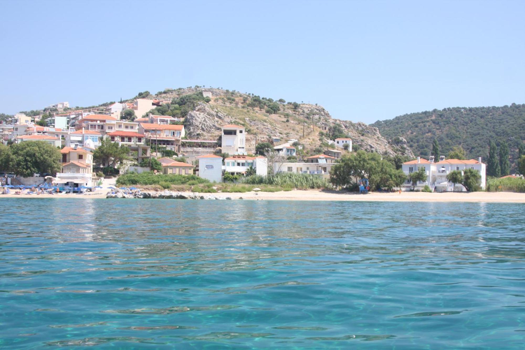 Akrogiali Hotel Plomari Exterior photo